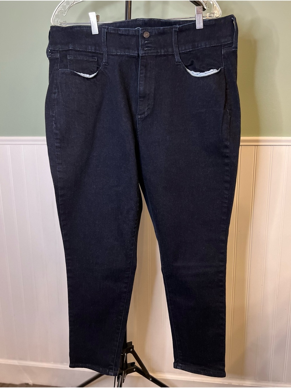 boutique + Women’s Dark Wash Jeggings - Slim Stretch Comfort. Size 18WS